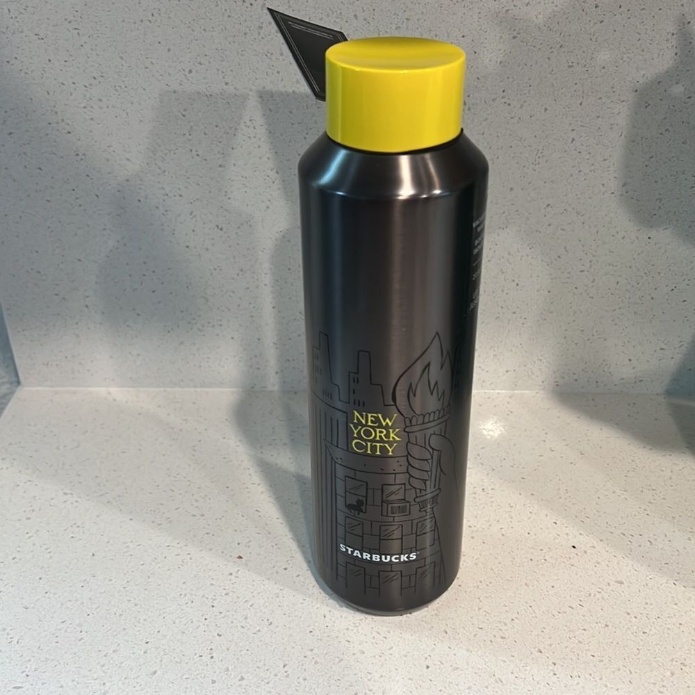 NWT STARBUCKS New York Skyline Water Bottle - NYC major landmarks